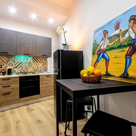 Casa Leonida * Taormina